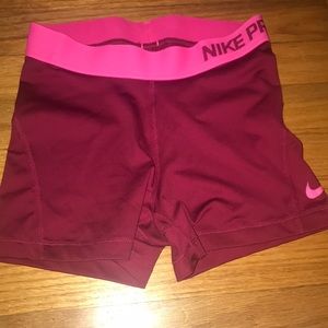 Women’s Nike pro spandex shorts
